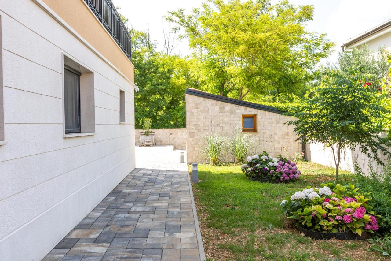 Vila Iris Baska 2 Ξενοδοχείο Εξωτερικό φωτογραφία