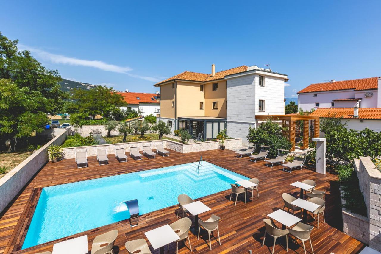 Vila Iris Baska 2 Ξενοδοχείο Εξωτερικό φωτογραφία